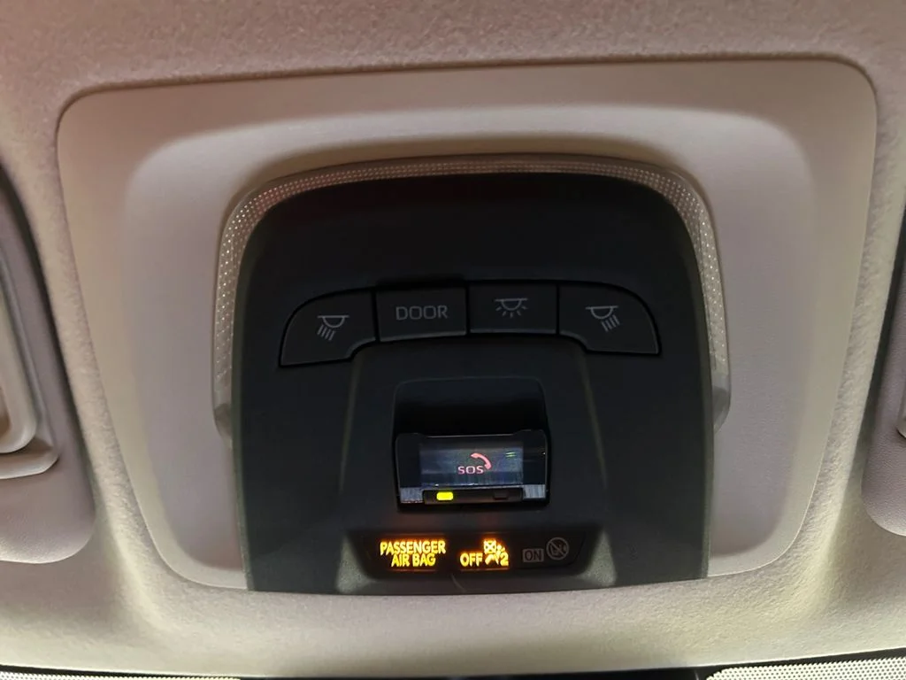Used 2024  Toyota LE image 29