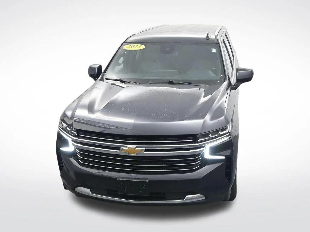 2023 Chevrolet Suburban LT - Photo 24