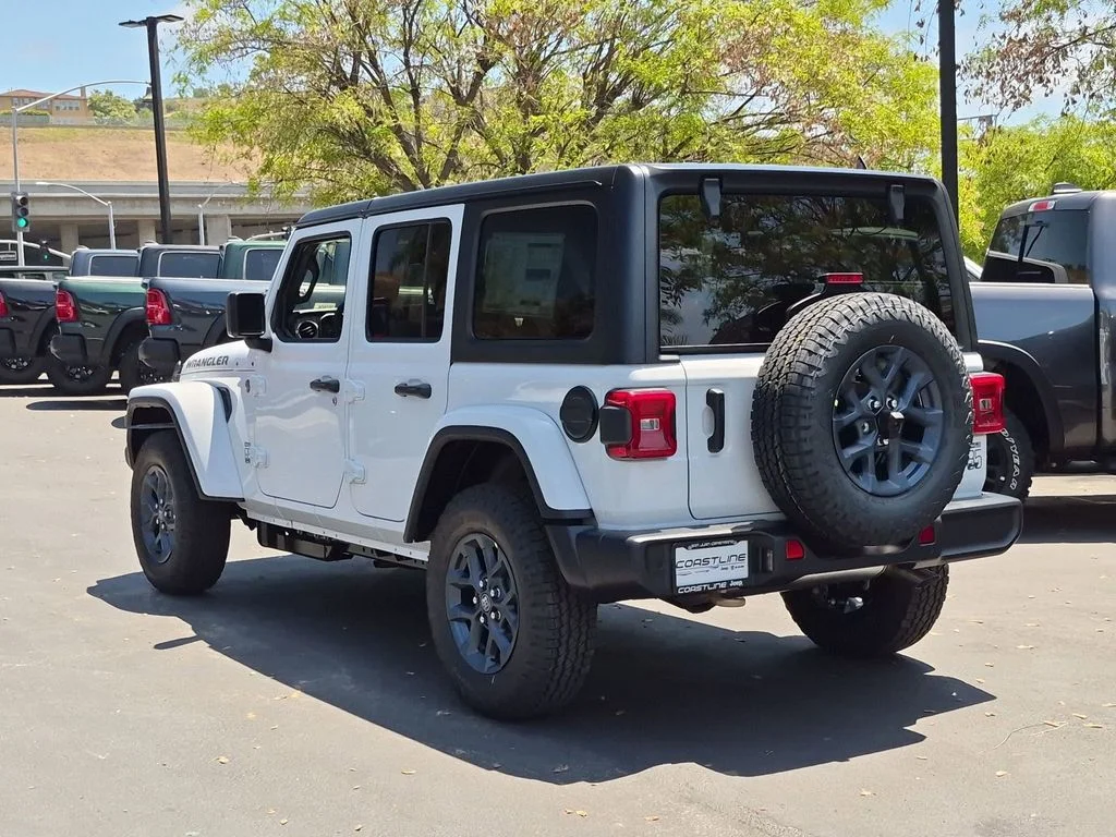 New 2026 Bright White Clear-Coat Exterior Paint Jeep 85th Anniversary Edition image 6