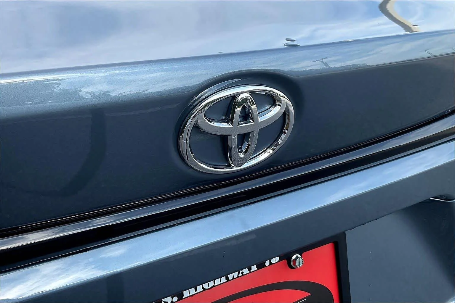 Used 2026 Celestite Toyota LE image 30