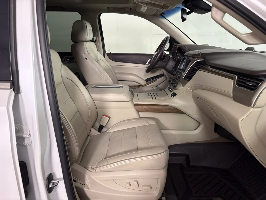 Used 2019 White GMC Denali image 50