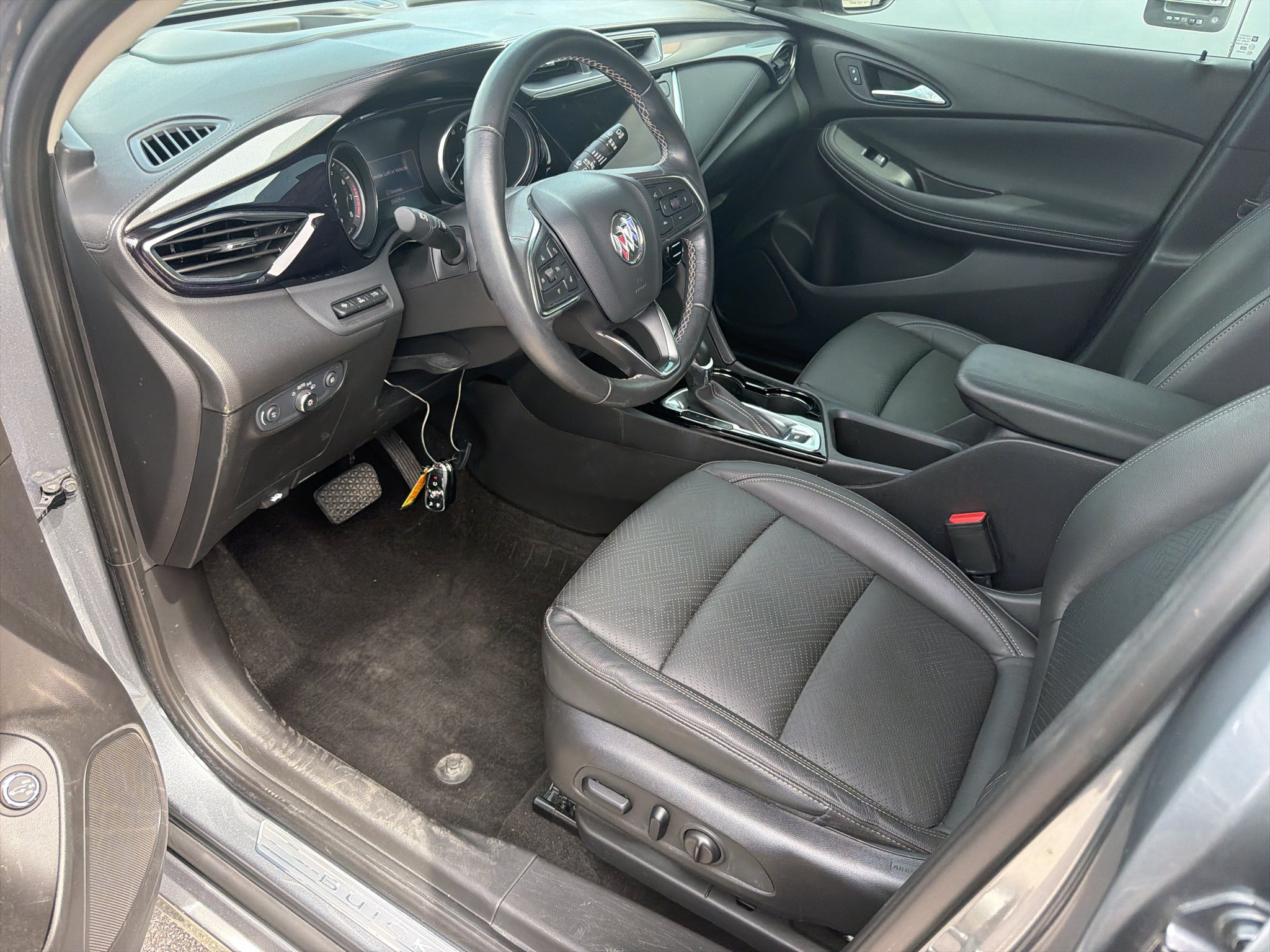 Used 2022 Satin Steel Metallic Buick Essence image 6