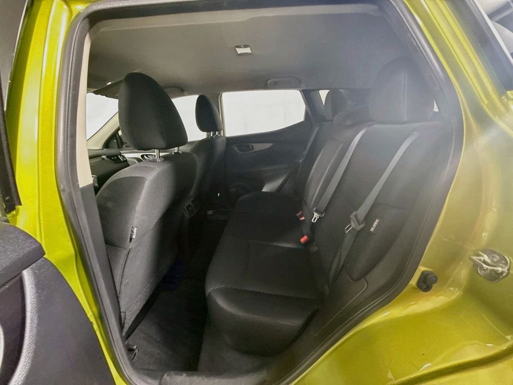 Used 2020 Nitro Lime Metallic Nissan S image 23
