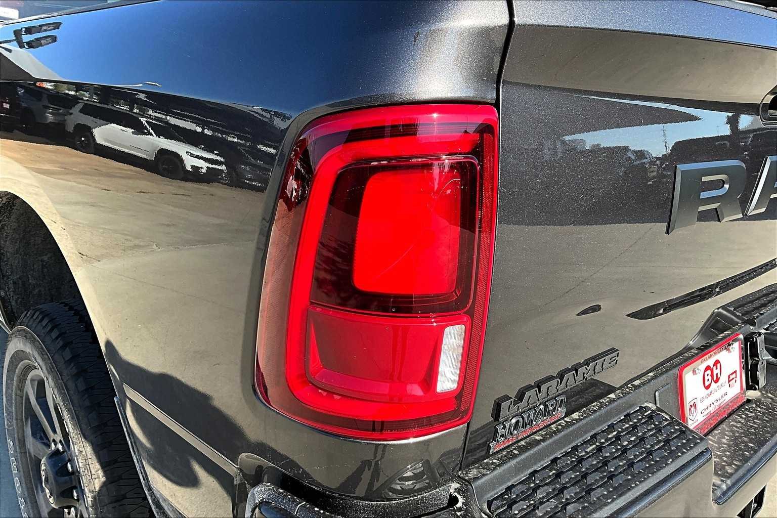 Used 2025 Granite Crystal Metallic Clearcoat Ram Laramie image 15