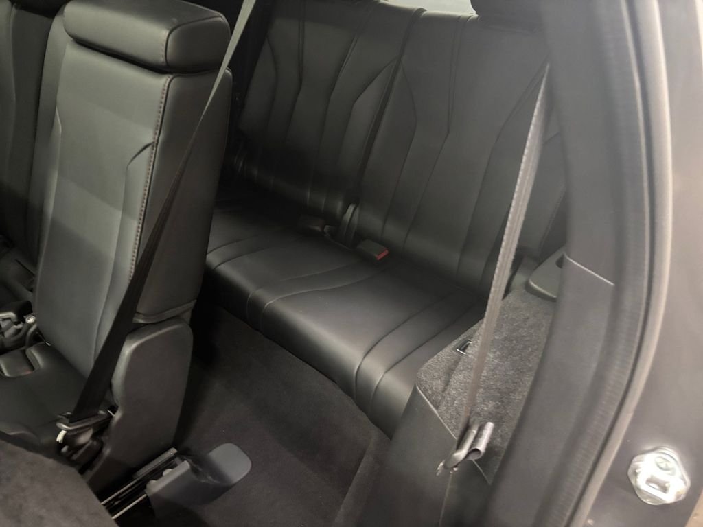 Used 2023 Liquid Carbon Metallic Acura A-Spec image 15