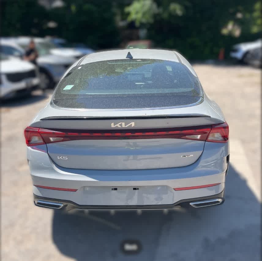 Used 2023 Wolf Gray Kia GT-Line image 4
