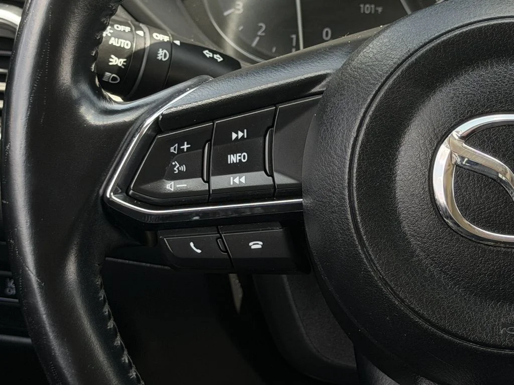 Used 2019 Silver Mazda Grand Touring image 14