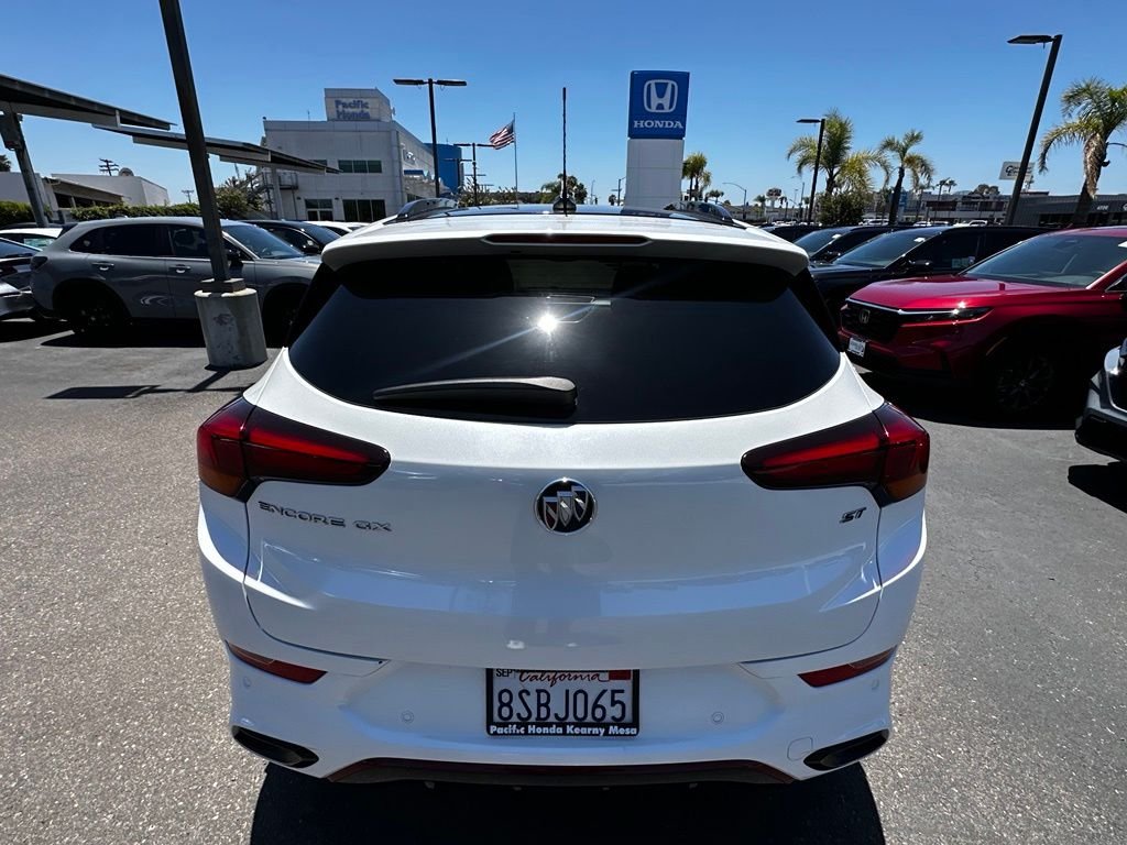 Used 2020 White Frost Buick Essence image 8