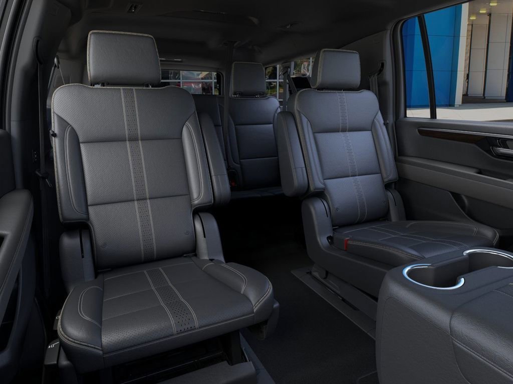 2025 Chevrolet Suburban High Country - Photo 17