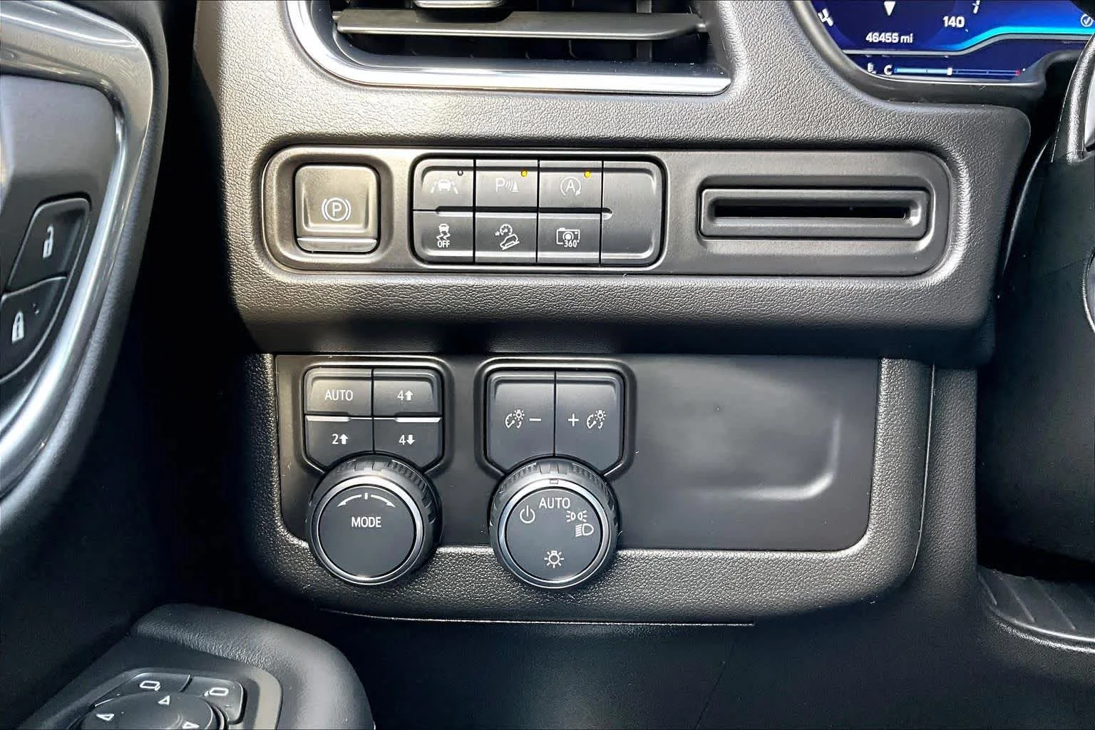2023 Chevrolet Tahoe Z71 - Photo 36