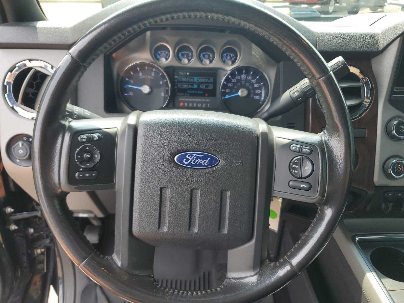 Used 2016 Black Ford Lariat image 19