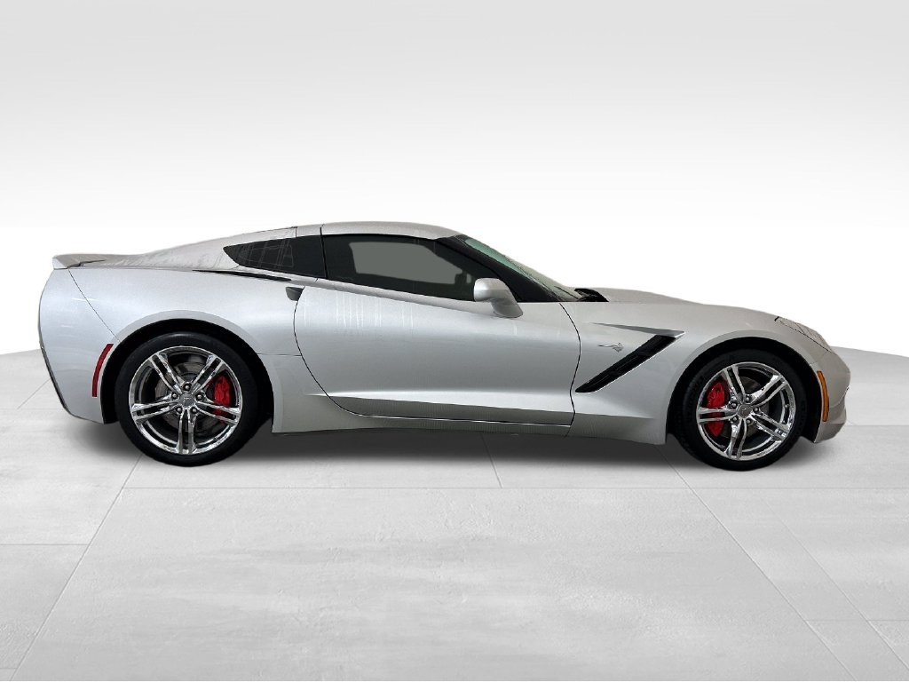 Used 2016 Silver Chevrolet Stingray image 6