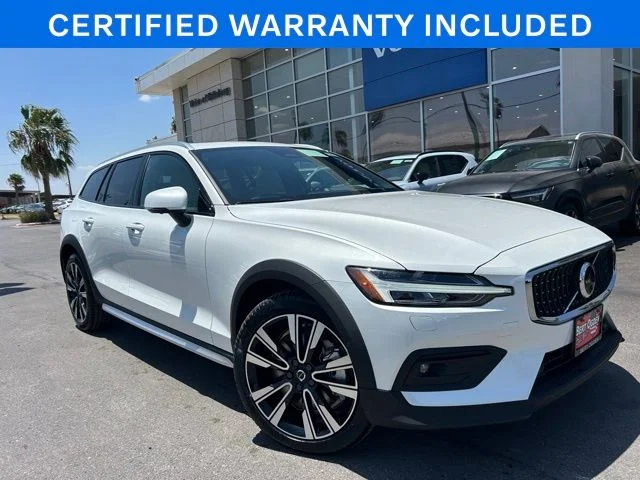 2026 Volvo V60 Cross Country
