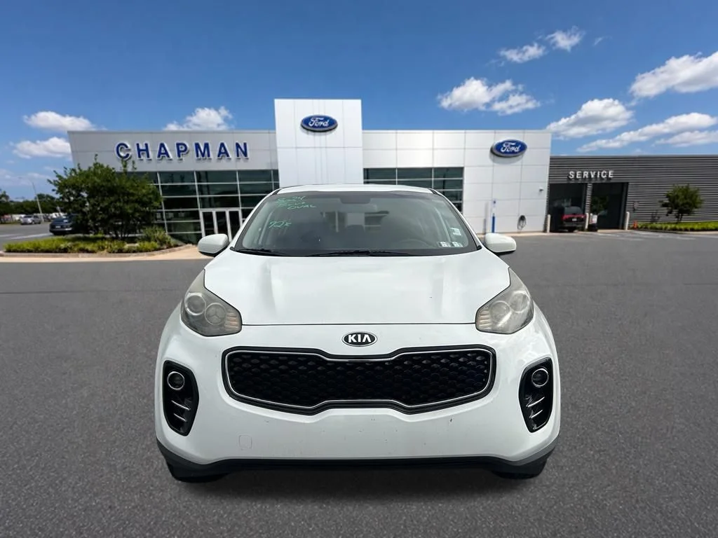 Used 2018 Clear White Kia LX image 5
