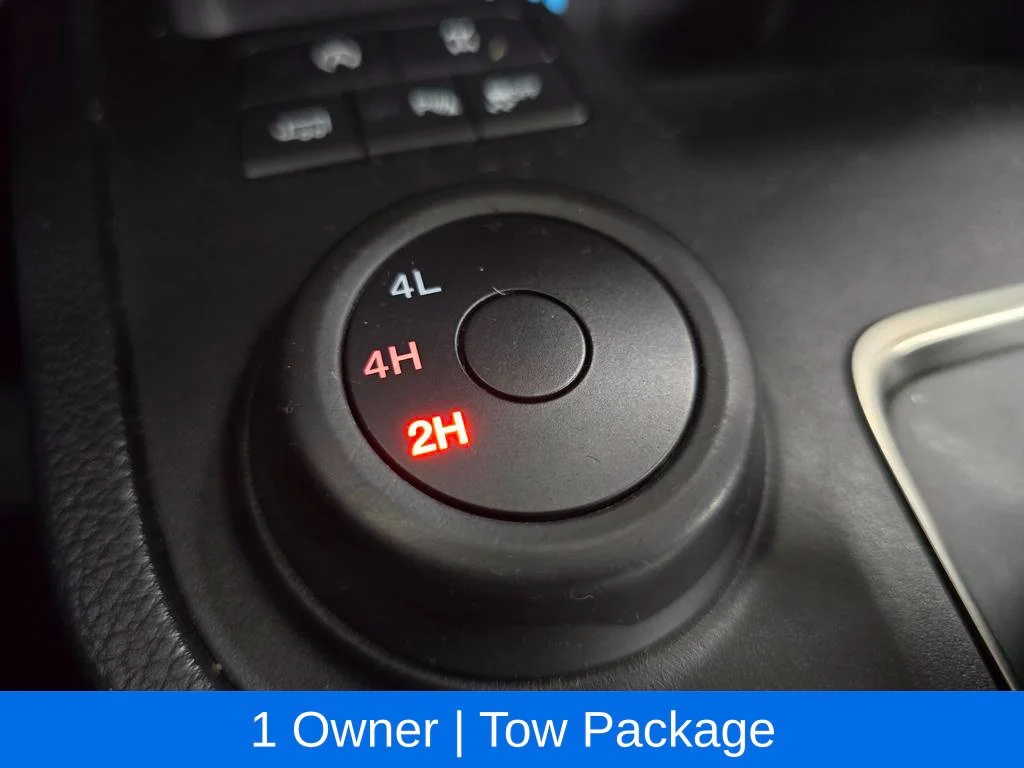Used 2020 Magnetic Ford Lariat image 22