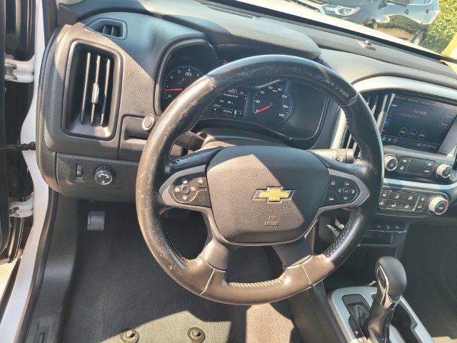Used 2022 White Chevrolet LT image 30