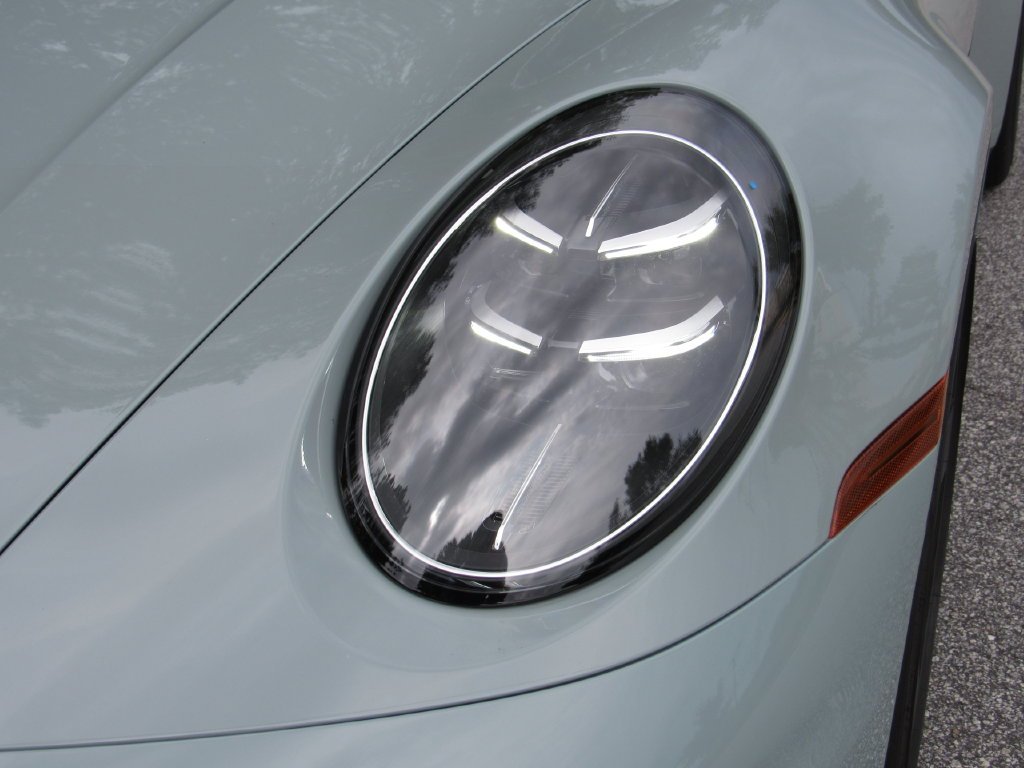 2025 Porsche 911 - Photo 12