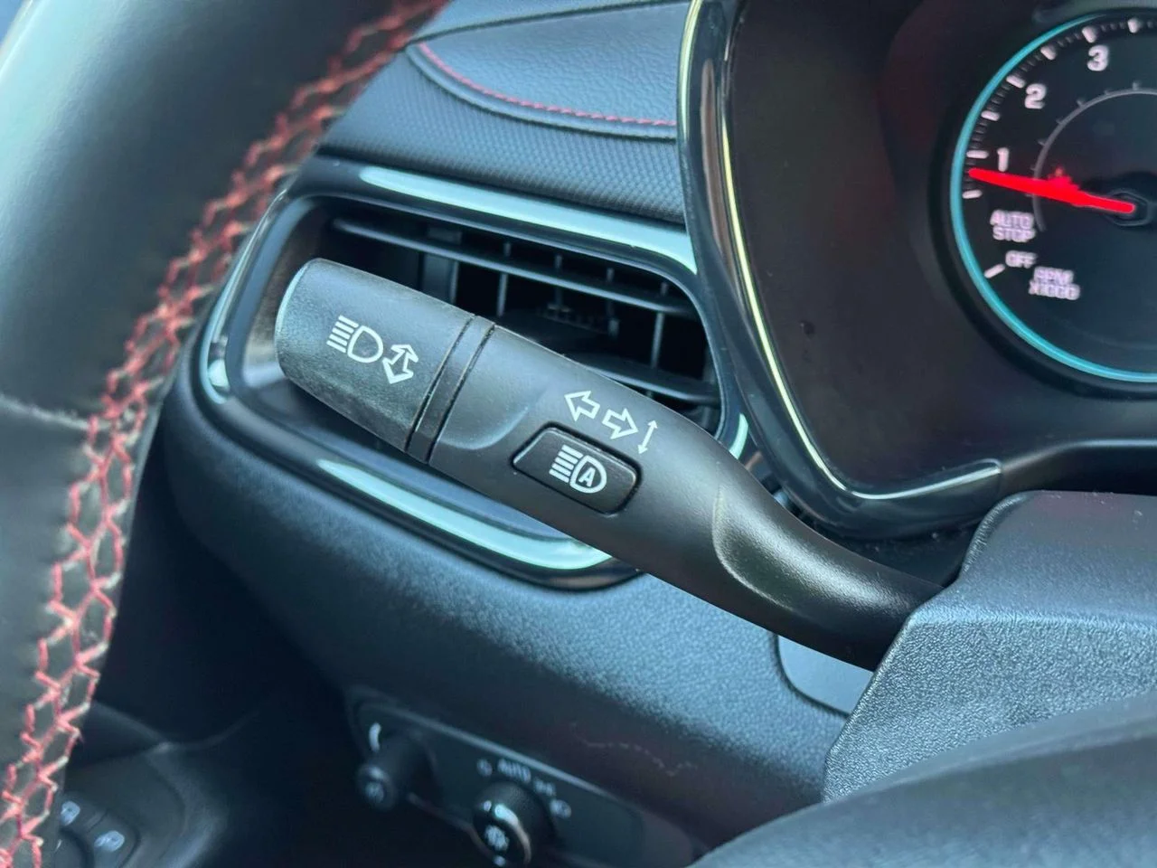 Used 2023 Summit White Chevrolet AWD RS image 24