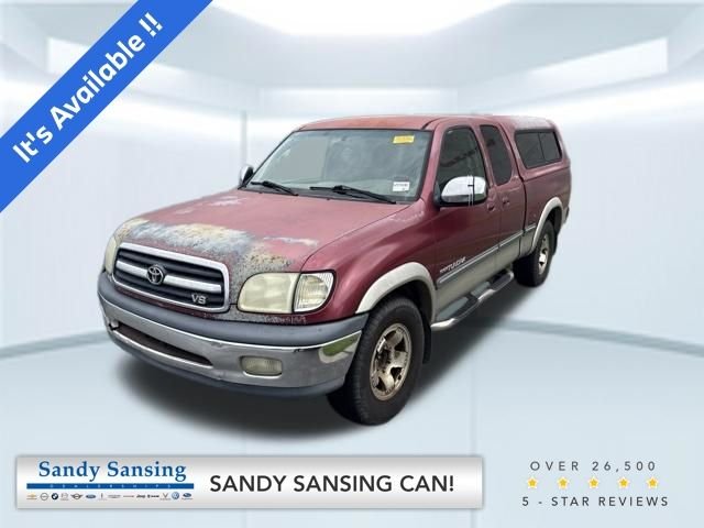 Used 2002 Red Toyota SR5 image 1
