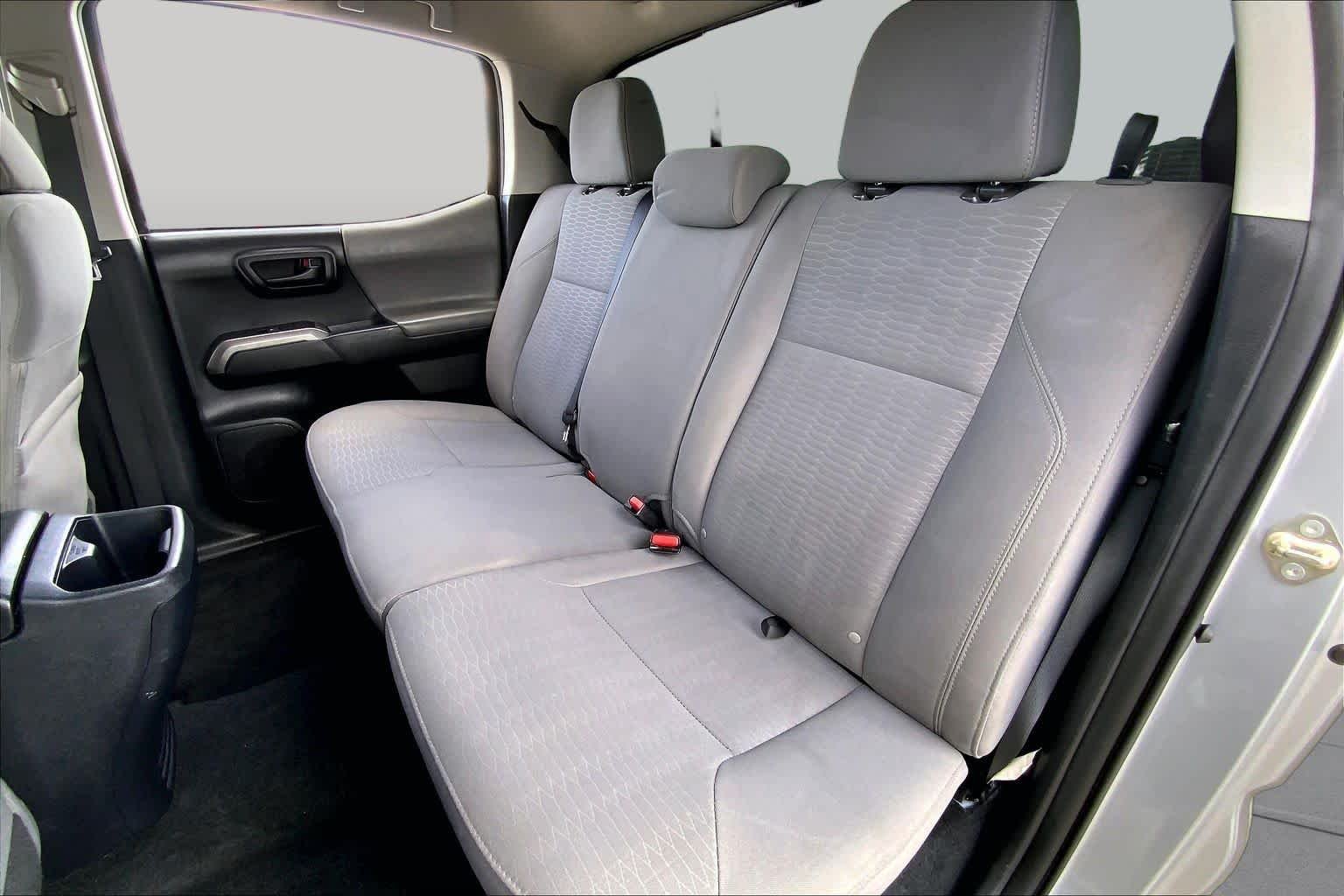 Used 2019 Silver Sky Metallic Toyota SR5 image 20