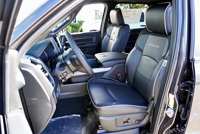 New 2026 Granite Crystal Metallic Clear-Coat Exterior Paint RAM Laramie image 22