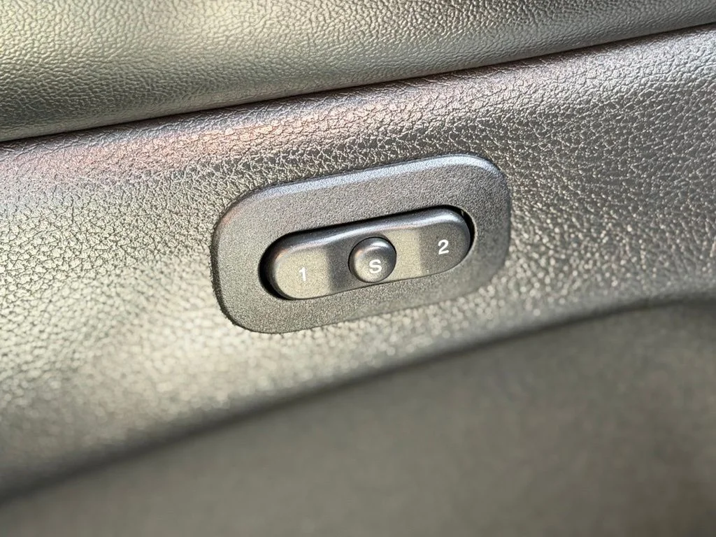 Used 2017 Red Jeep Limited image 23