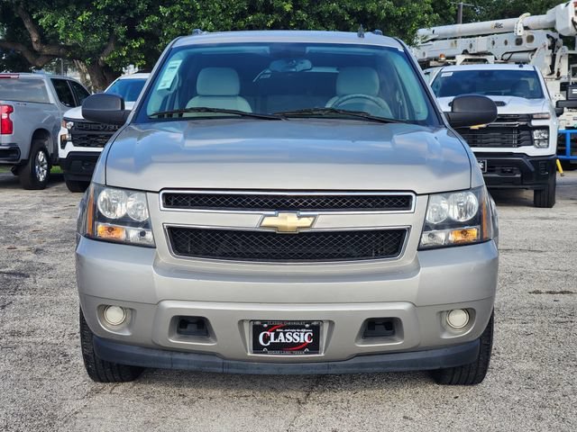 Used 2009 Chevrolet Suburban LS with VIN 1GNFC16029R174702 for sale in Sugar Land, TX