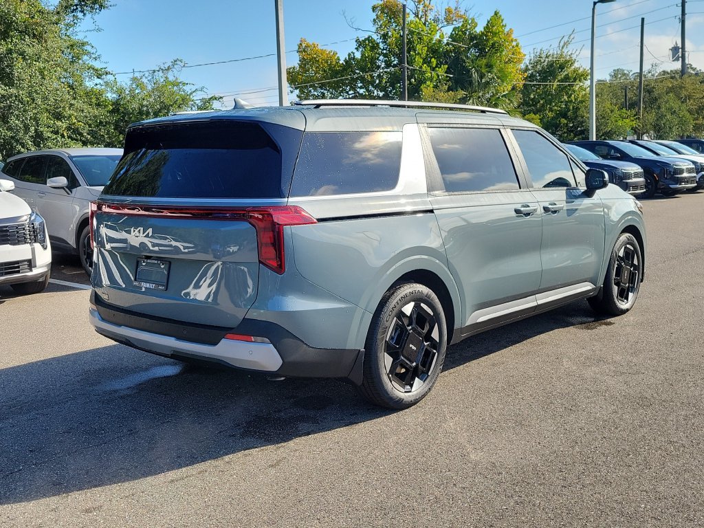New 2027 Iceberg Green Kia EX image 6