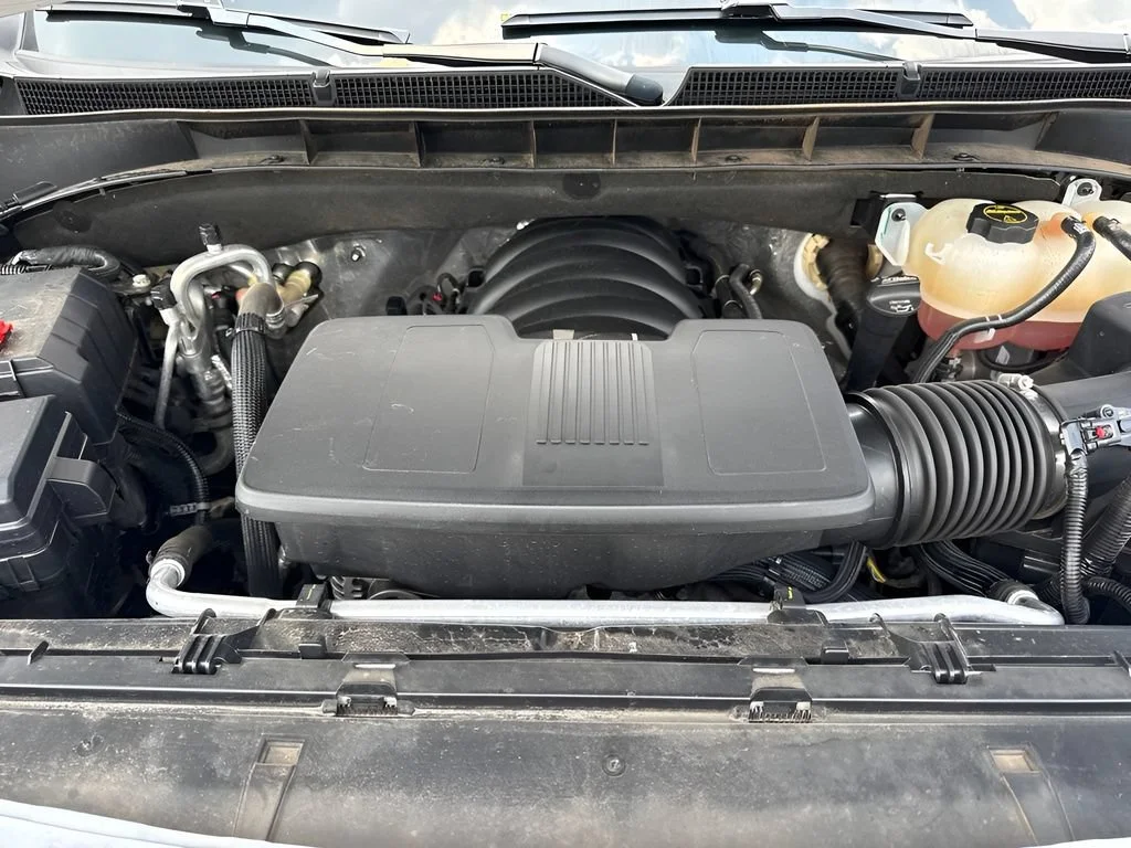 Used 2025 Summit White GMC Denali image 35