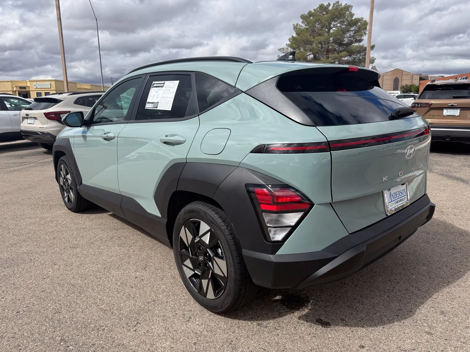 2025 Hyundai Kona SEL - Photo 9