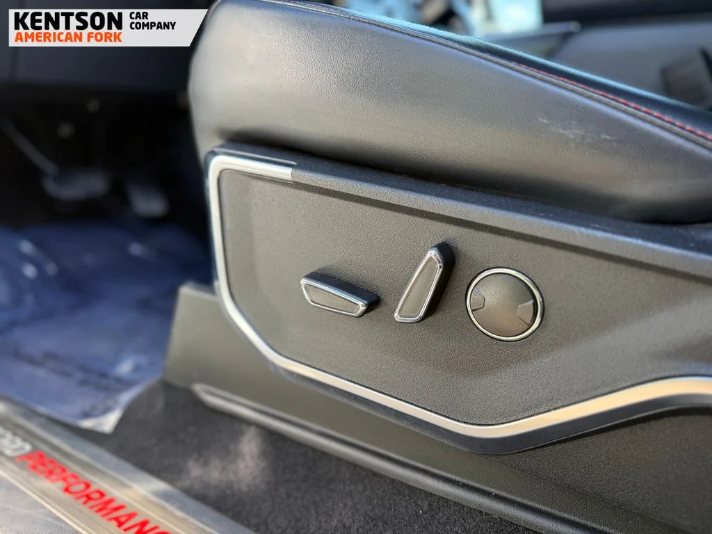 Used 2024 Gray Ford Raptor R image 39