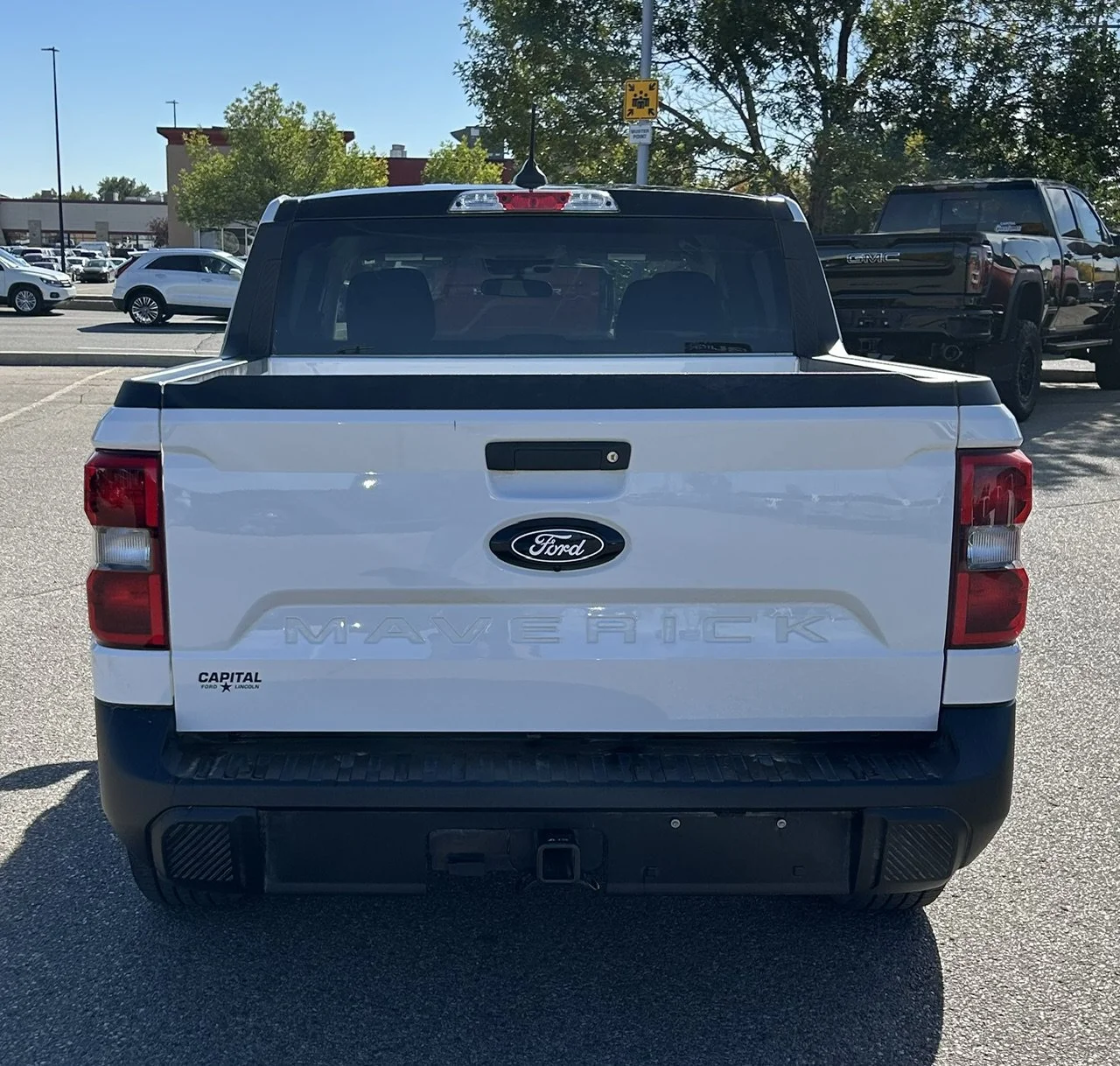 Used 2025 White Ford XLT SuperCrew   AWD image 4