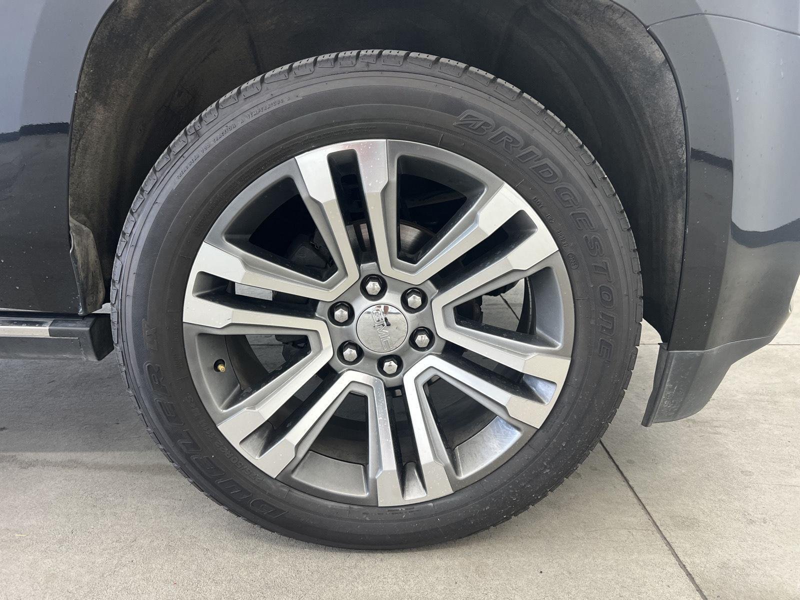 2020 GMC Yukon Denali - Photo 15