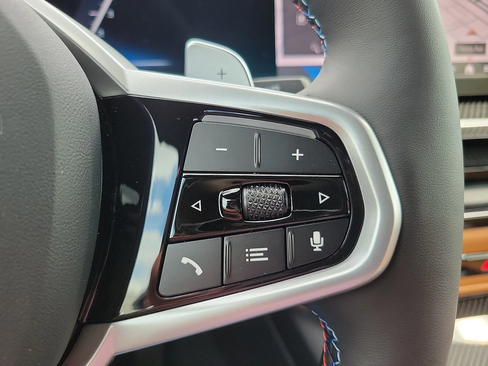 New 2026 Brooklyn Grey BMW i xDrive All-Wheel Drive image 19