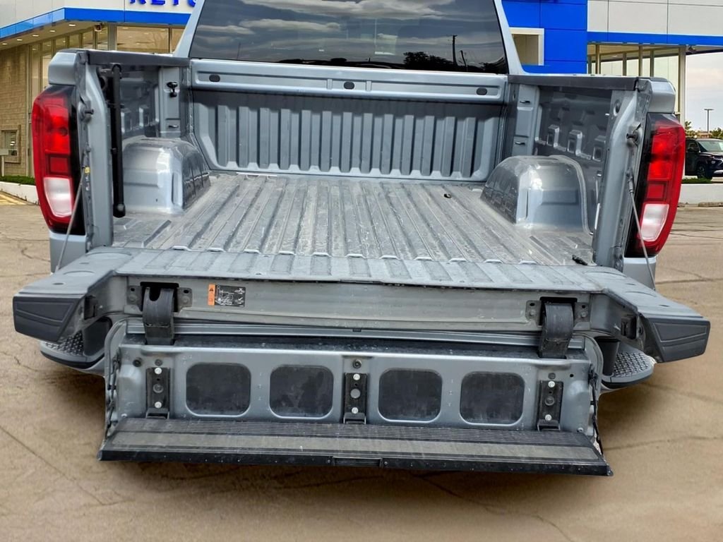 Used 2020 SATIN STEEL METALLIC GMC Elevation image 24