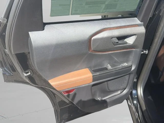 New 2026 Shadow Black Ford Outer Banks® image 21
