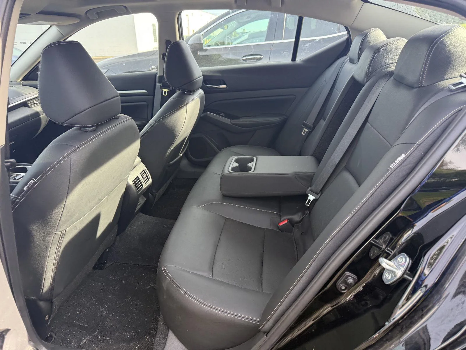Used 2025 Super Black Nissan SL image 7