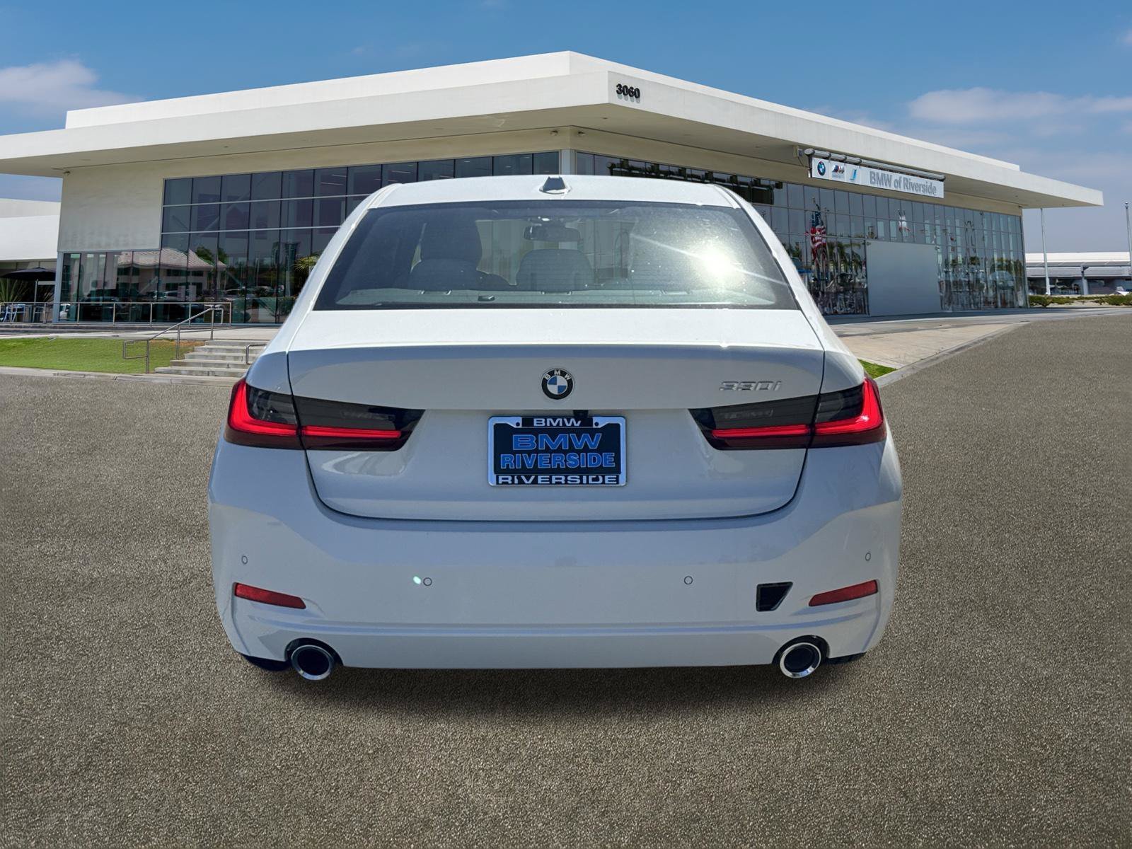 New 2026 Alpine White BMW 330i image 8