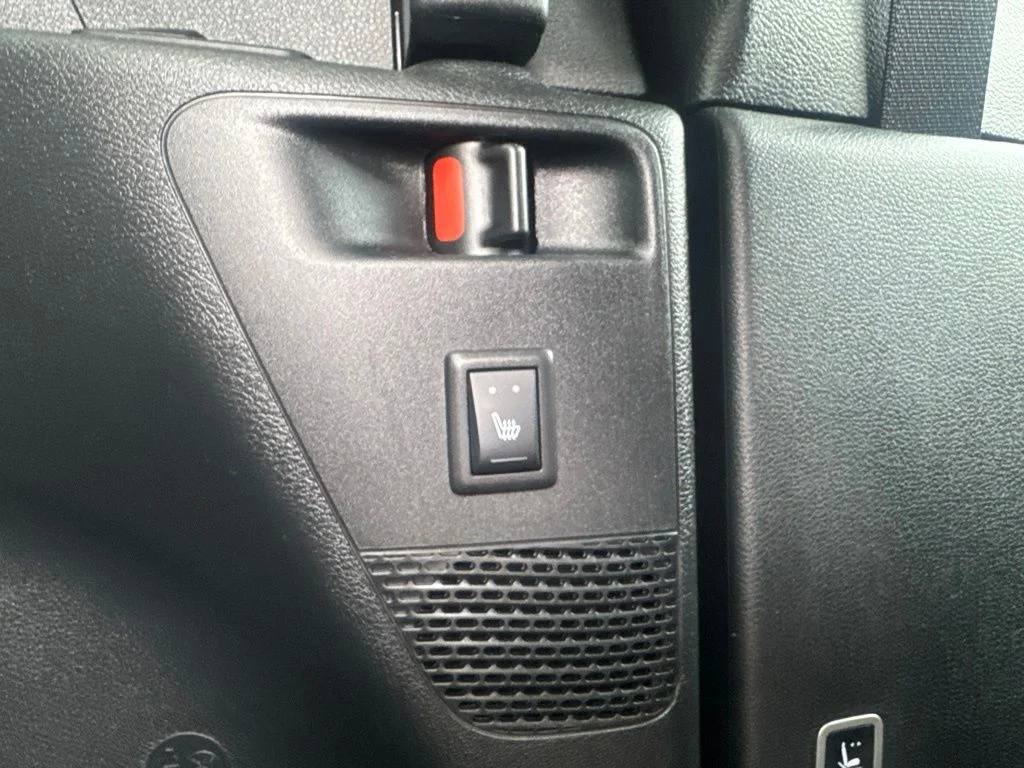 2025 Chrysler Pacifica Limited - Photo 24