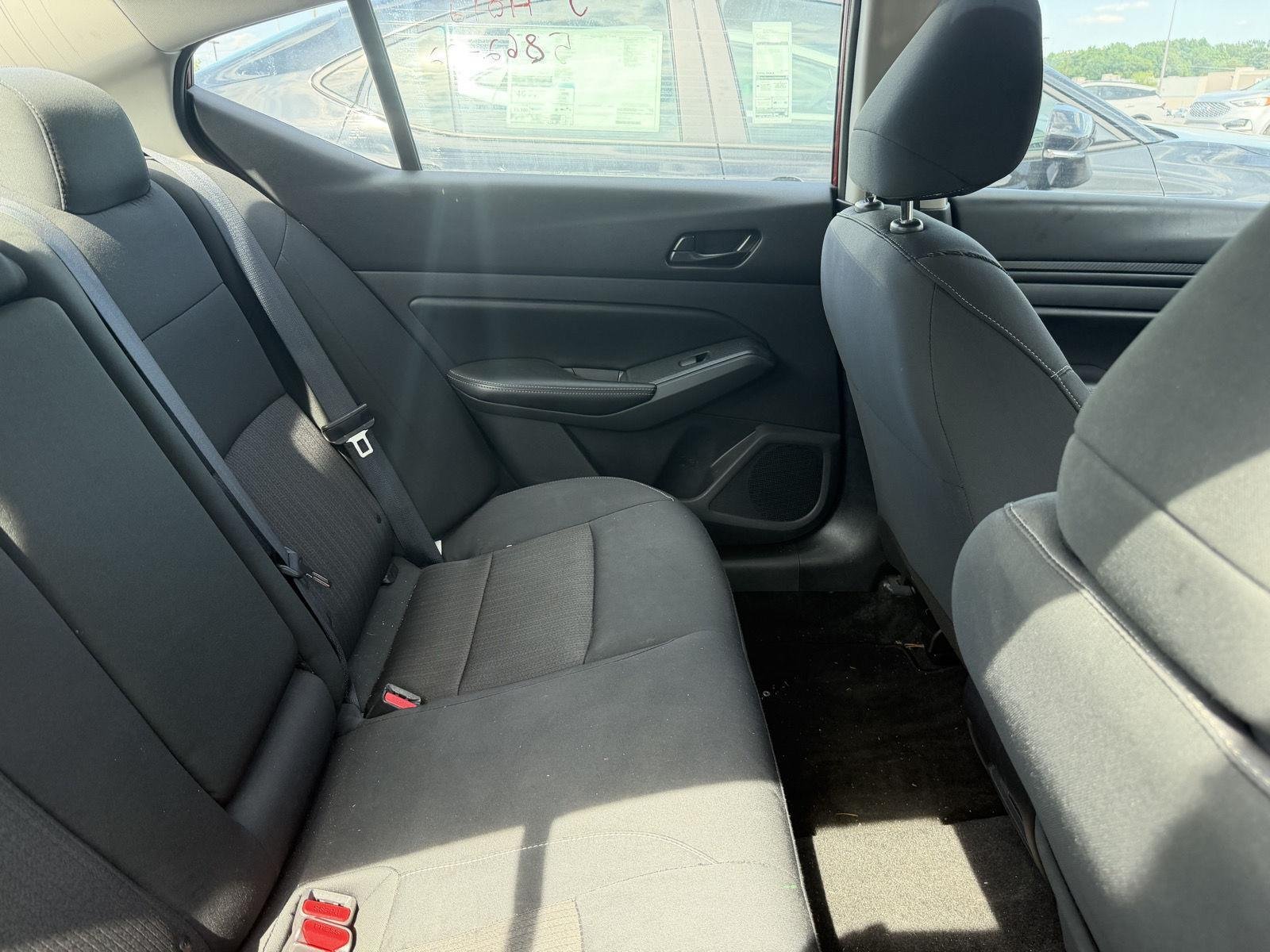 Used 2025 Scarlet Ember Nissan SV image 10