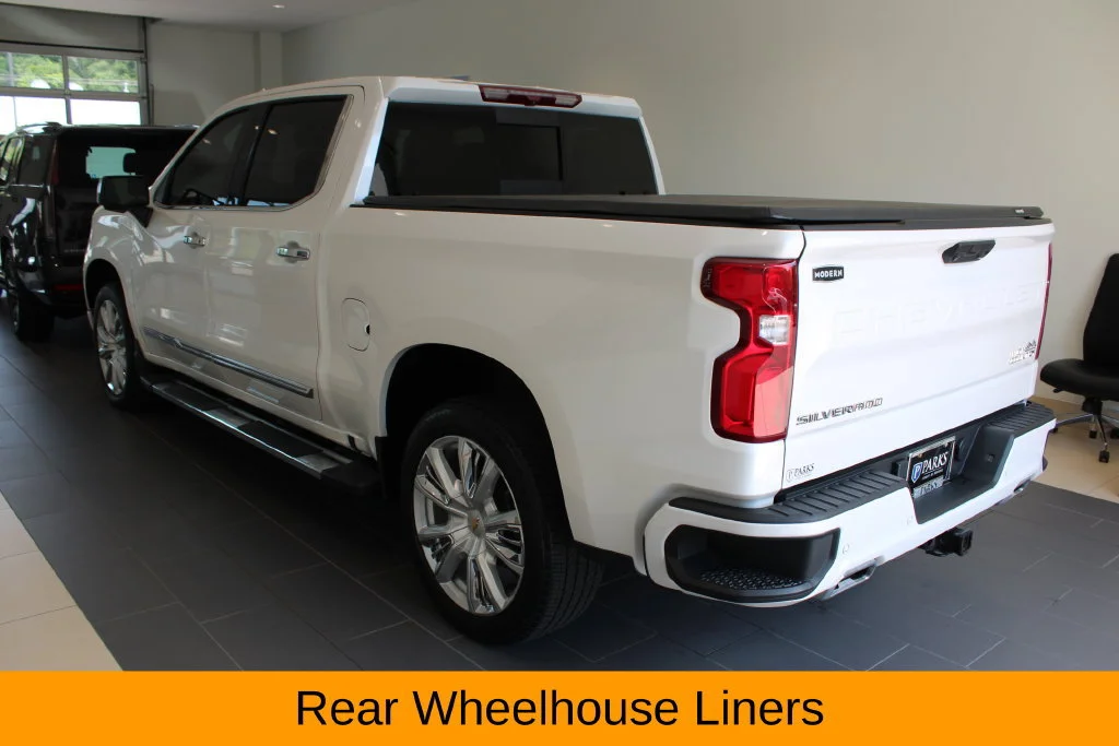 Used 2024 Iridescent Pearl Tricoat Chevrolet High Country image 41