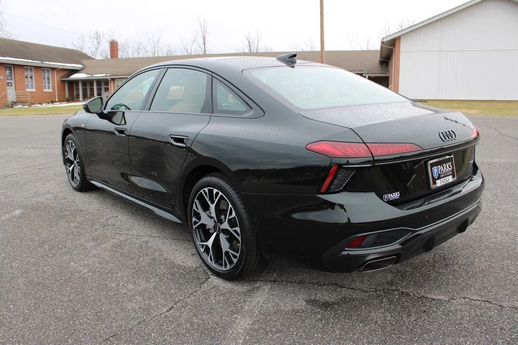Used 2026 Green Metallic Audi Premium Plus image 7