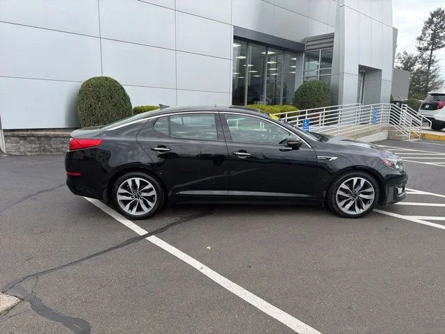Used 2015 Black Kia SX image 8