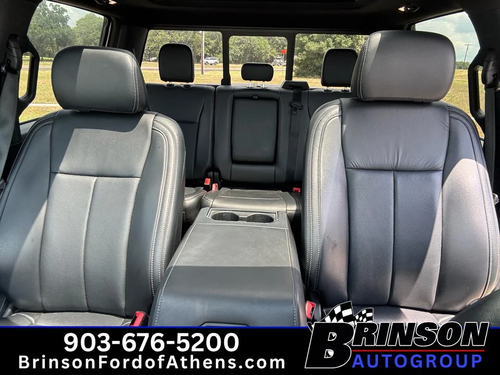 Used 2022 Star White Metallic Tri-Coat Ford LARIAT image 27
