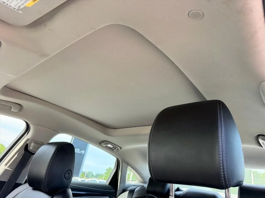 Used 2018 Gray Buick Premium I Group image 20