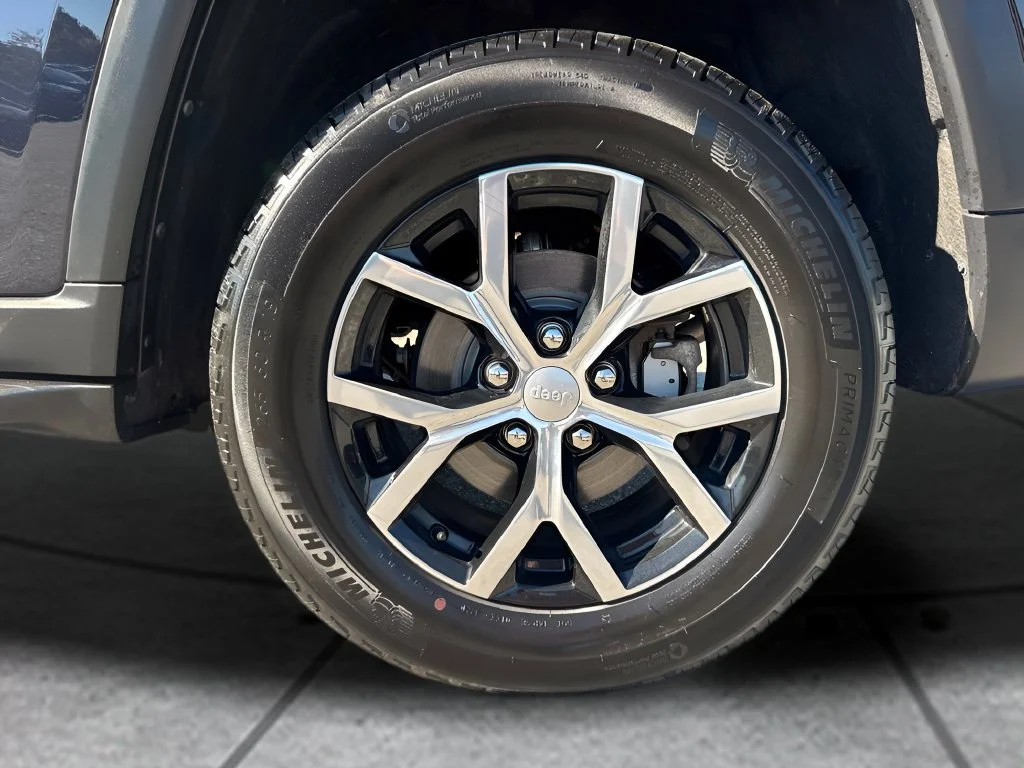Used 2025 Black Jeep Limited image 31