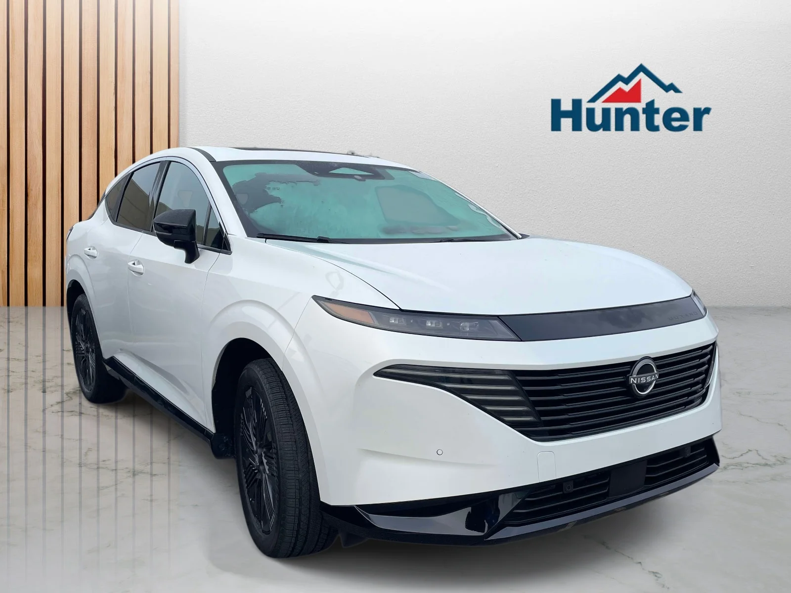 Used 2025 Everest White Pearl Tricoat Nissan Platinum image 1