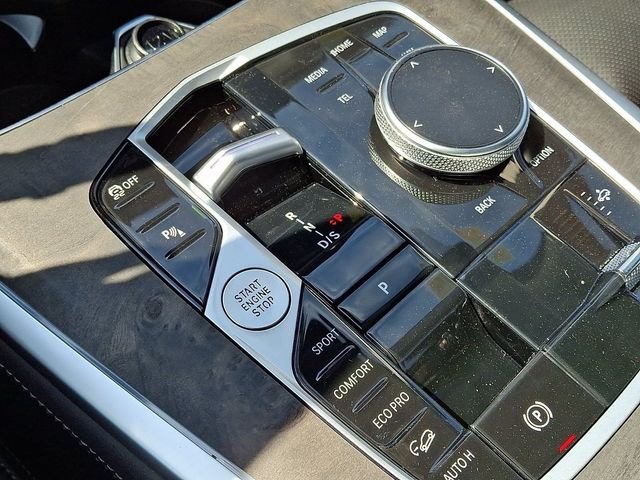 New 2026 Black Sapphire Metallic BMW xDrive40i image 13