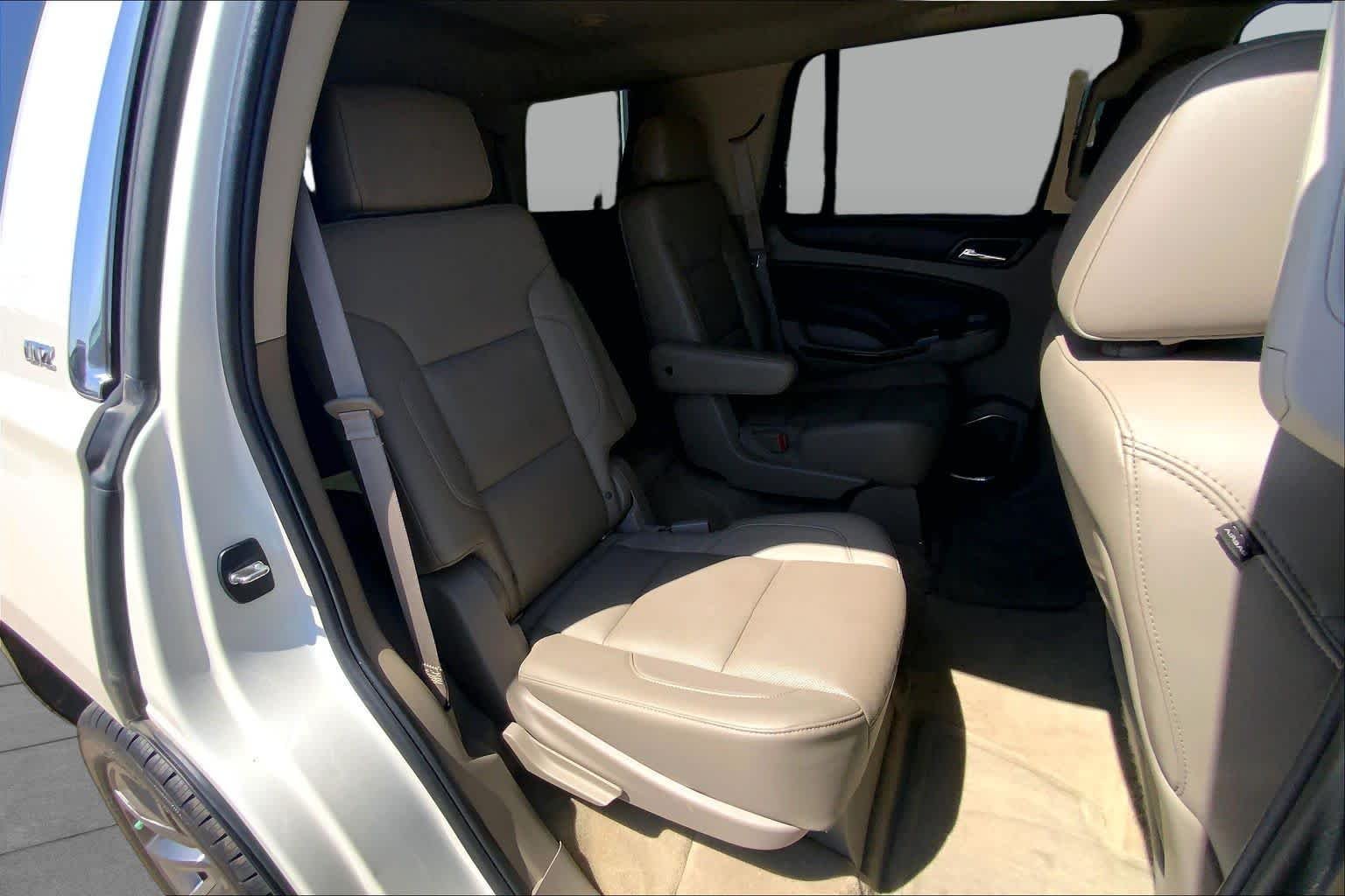 Used 2015 White Diamond Tricoat Chevrolet LTZ image 20