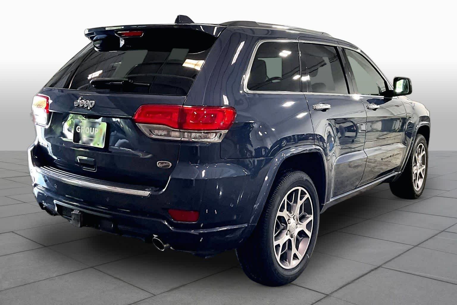 Used 2021 Slate Blue Pearlcoat Jeep Overland image 13